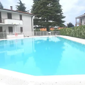 A Con Piscina Apartment Peschiera del Garda